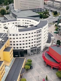 Épisode 1 - Punis-moi, papa