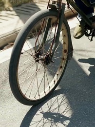 Crecen las Hierbas, Crecen las Mentiras - Episode 3