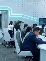 Episode 2 - Legendary Hacker in the City