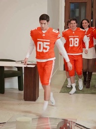 Серия 57 - Желанный миллиардер-футболист