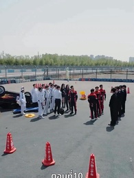 [พากย์ไทย]ฉันขับแท็กซี่ แล้วเก่งขึ้นนิดหน่อย มันผิดตรงไหนล่ะ - Episode 10