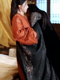 الحلقة 44 - حكاية الزوجة القوية والزوج المتخفي