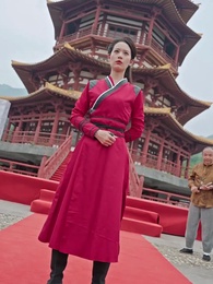 عودة الملكة - Episode 37