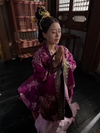 Episode 40 - Game of Crowns