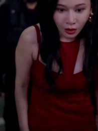 الحلقة 30 - [مدبلج]حين تحمي الزوجة عشيقها