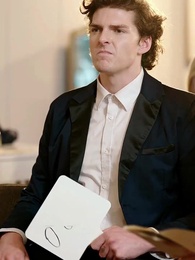 第32集 - 不受歡迎的億萬繼承女