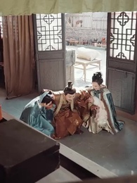 Episodio 31 - [Doblado] La Madrina del Emperador