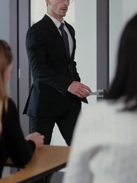 第3集 - 《與教授的禁忌契約》