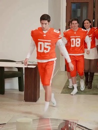 被億萬足球巨星傾慕 - Episode 57