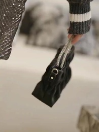 ตอนที่ 15 - รักร้าว ก้าวสู่ตัวตนใหม่