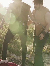 От клыков до когтей — все у моих ног - Episode 2