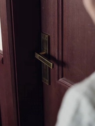 [Dijuluki]Cinta Di Tengah Pengkhianatan - Episode 24