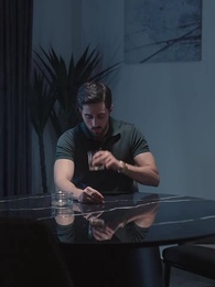 Épisode 46 - Mon Ex-épouse Méprisée est Milliardaire