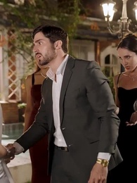 Épisode 15 - Mon Ex-épouse Méprisée est Milliardaire