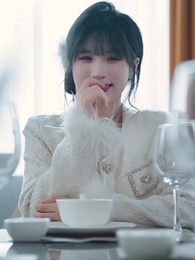 你是老板娘我是白月光 - Episode 35