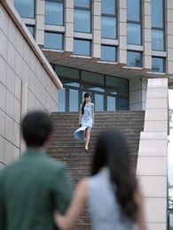 婚約者を捨てた日億万長者の姉が現れた - Episode 55