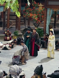 天降雷火照慈心 - Episode 50