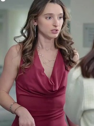 A Vida Dupla da Doce Ex-Esposa de Um Bilionário - Episode 3