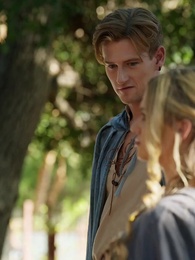 Gâtée par l'Alpha Maudit - Episode 33