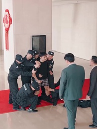 Kekuatan di Usia Paruh Baya - Episode 15