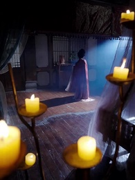 궁궐 안은 고독의 연속이다 - Episode 32