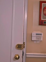 طليقي الملياردير لا يتركني - Episode 36