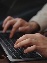 [พากย์ไทย] ทายาทเศรษฐี ย้อนเวลากลับมาพบรักแท้ - Episode 51