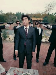 الحلقة 2 - من قائد الحراس إلى زوج الرئيسة