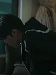 Bölüm 6 - Işıklar Altında Dönmeyen Aşk