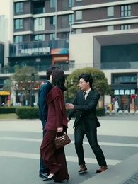 警備員の俺が、美人社長を妻に！ - Episode 3