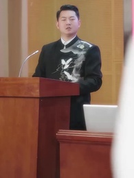 第46集 - 誤入貴族學校，她只想搞錢