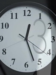 Episode 2 - [Synchron] Danke für den Rauswurf: Jetzt kaufe ich eure Firma!