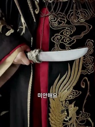 55화 - 이 구역의 미친 왕비는 나야