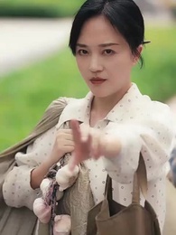 ประธานลี่ตามจีบ ภรรยาผู้พิชิตทุกสิ่ง - Episode 2