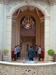 Episodio 7 - [Doppiato]Il Miliardario Sconosciuto e il Segreto di Sei Anni