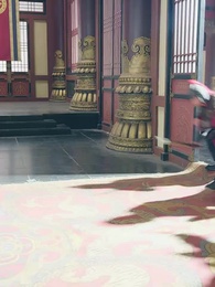 After Storming the Imperial City, She Told Me to Retreat - Episode 70