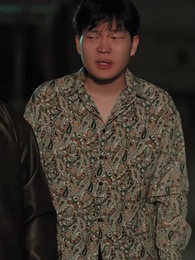 الحلقة 43 - عودة إِلى التسعينات: من الفقر إلى الثَراء والحرية