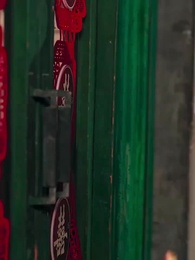 الحلقة 15 - عودة إِلى التسعينات: من الفقر إلى الثَراء والحرية