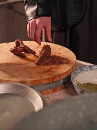 عودة إِلى التسعينات: من الفقر إلى الثَراء والحرية - Episode 64