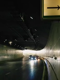 Episodio 26 - Anni da Taxi:Un Po' Più Forte,C'è Problema?