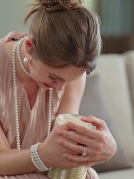 Ke Tepi! Aku Bekas Di Luar Jangkauanmu - Episode 44