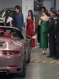 Perebutan Tempat Letak Kereta - Episode 17