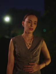 Zamana Meydan Okuyan Aşk - Episode 20