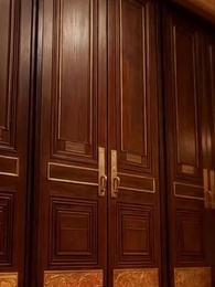 我在末世開超市，S級詭異搶着來上班 - Episode 36