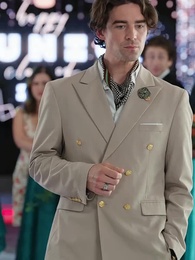 Episod 2 - Ke Tepi! Aku Bekas Di Luar Jangkauanmu