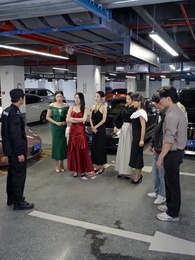 Perebutan Tempat Letak Kereta - Episode 5