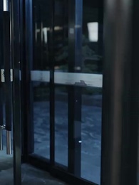 她以為我窮,我以為她乖 - Episode 10