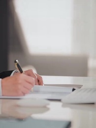 第23集 - 離婚後,他重臨巔峯