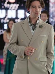 Bölüm 2 - Kenara Çekil! Eski Ben Artık Ulaşılmazım!