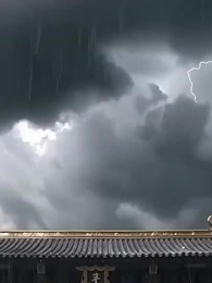 Episodio 7 - Identidad Robada, Trono Perdido